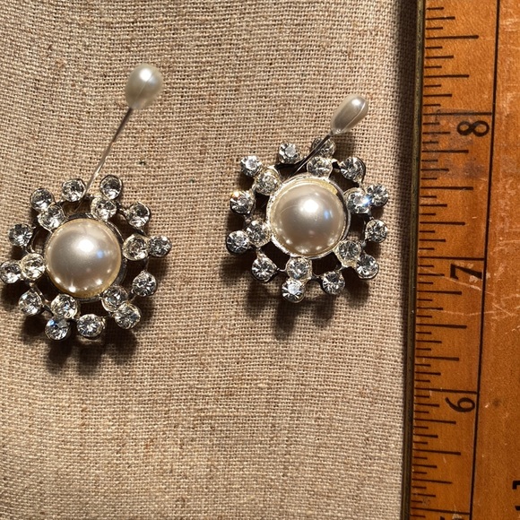 Vintage Buttons and Buckles. 5 in total. - Picture 3 of 5